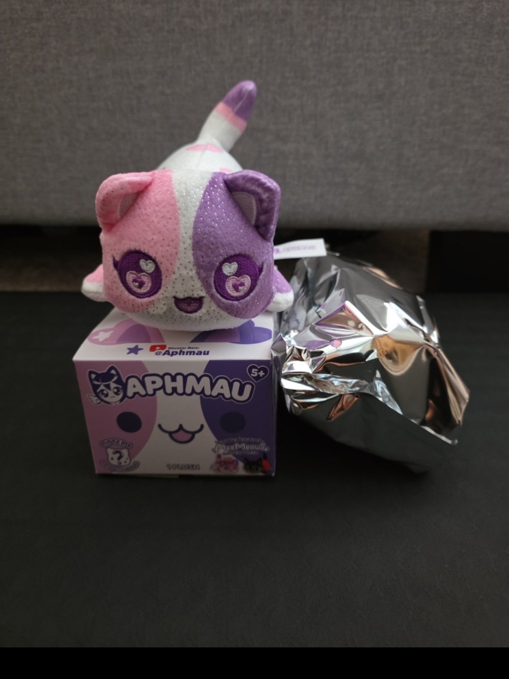 Aphmau Meemeows Litter 6 Glitter Edition, Aphmau, Nwt, in the bag